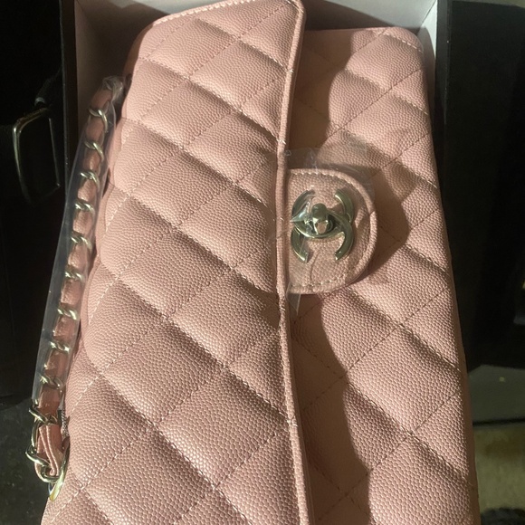 Vintage Sakura Pink Quilted Caviar Medium Classic Double Flap Bag Silver Hardwar - Picture 1 of 7